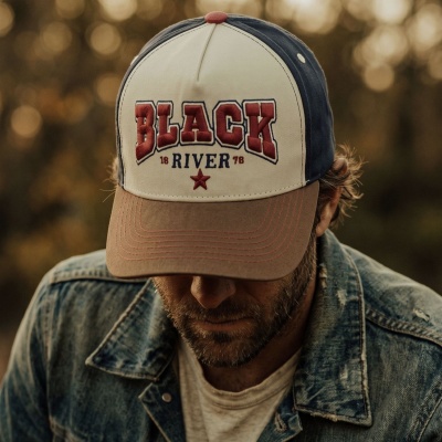 Caps - Black River Texas Cotton Cap (kremfarget/marineblå/brun)