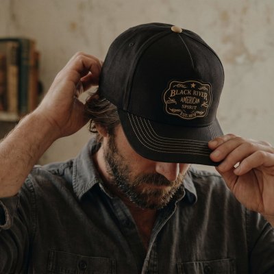 Caps - Black River Midnight Trucker (svart)