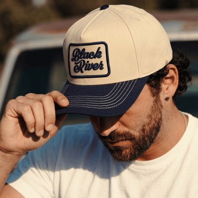 Caps - Black River Denver Cotton Snapback (krem/marineblå)