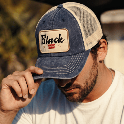 Caps - Black River Toledo Washed Trucker (marineblå/kremfarget)