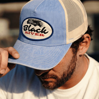 Caps - Black River Hot Rod Washed Trucker (lyseblått/krem)