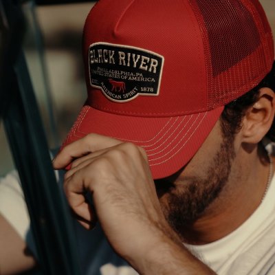 Caps - Black River Foundry Trucker (rød)