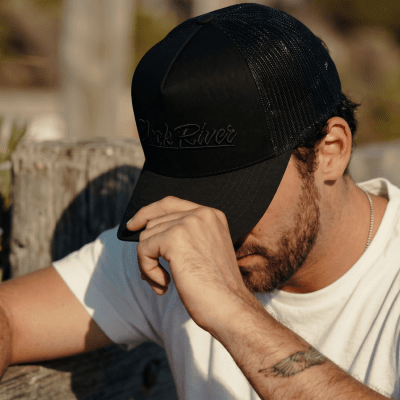 Caps - Black River Classic Trucker (svart)