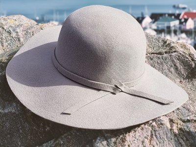 Hatter - Gårda Lessola Floppy Wool Hat (lysegrå)