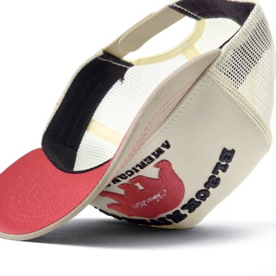 Caps - Black River Bear Trucker (krem/beige)