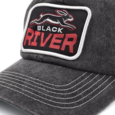 Caps - Black River Hare Washed Trucker (svart/kremfarget)
