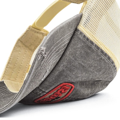 Caps - Black River Portland Washed Trucker (svart/kremfarget)