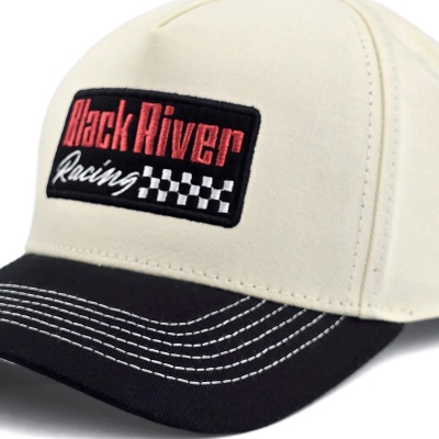 Caps - Black River Racing Cotton Snapback (offwhite/svart)