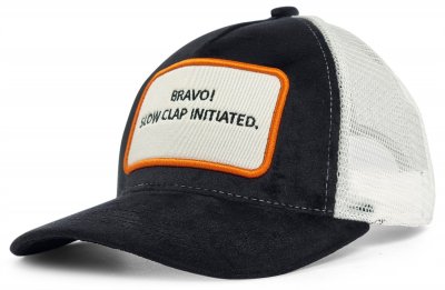 Hette - Gårda Velvet Trucker Slow Clap (svart og hvit)